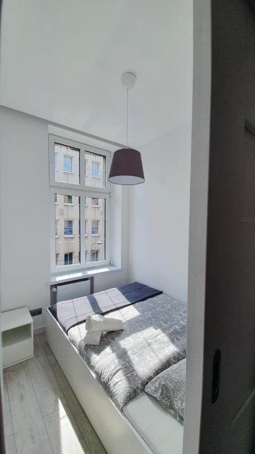 קטוביץ Modern Apartment In The City Center מראה חיצוני תמונה
