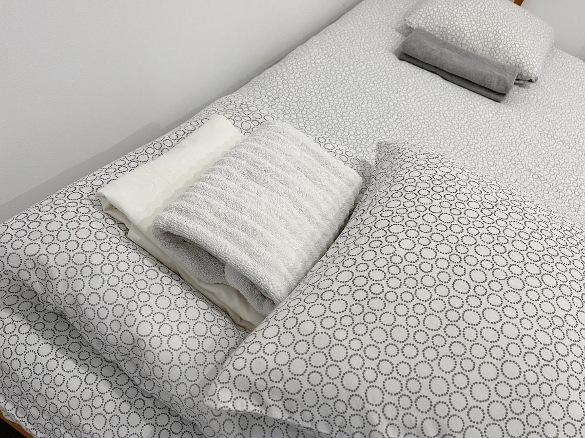 קטוביץ Modern Apartment In The City Center מראה חיצוני תמונה